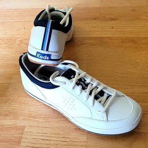 KEDS tennis shoes